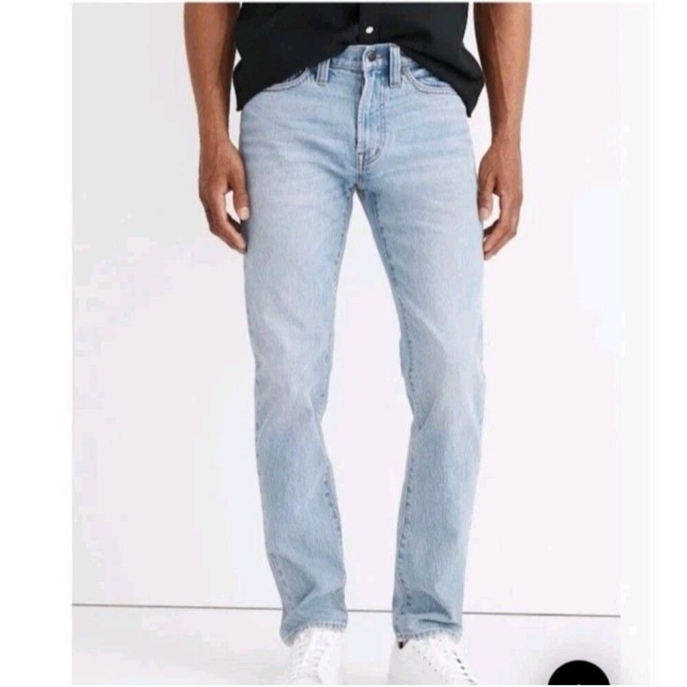 Madewell Men’s Athletic Slim Jeans Light Wash Size 33x32